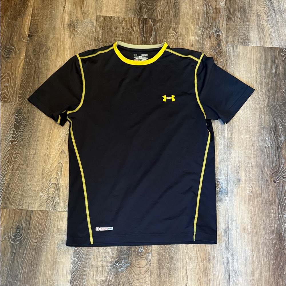 Under Armour Men's Black Fitted Heat Gear